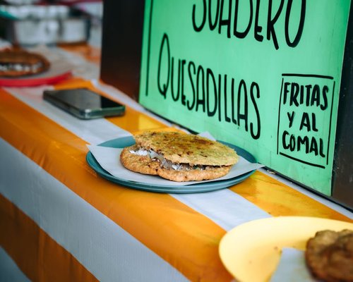 Plato balanceado de comida casera mexicana